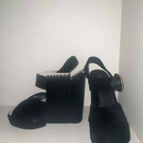 Tommy Hilfiger velvet platform block heel - Picture 6 of 6